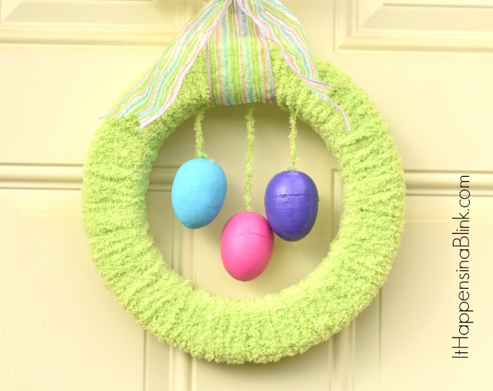 easter egg wreath, crafts, how to, repurposing upcycling, seasonal holiday decor, wreaths