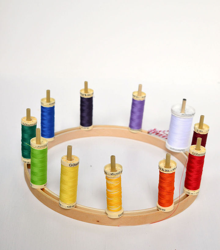 embroidery hoop thread orgaizer, crafts, organizing, repurposing upcycling