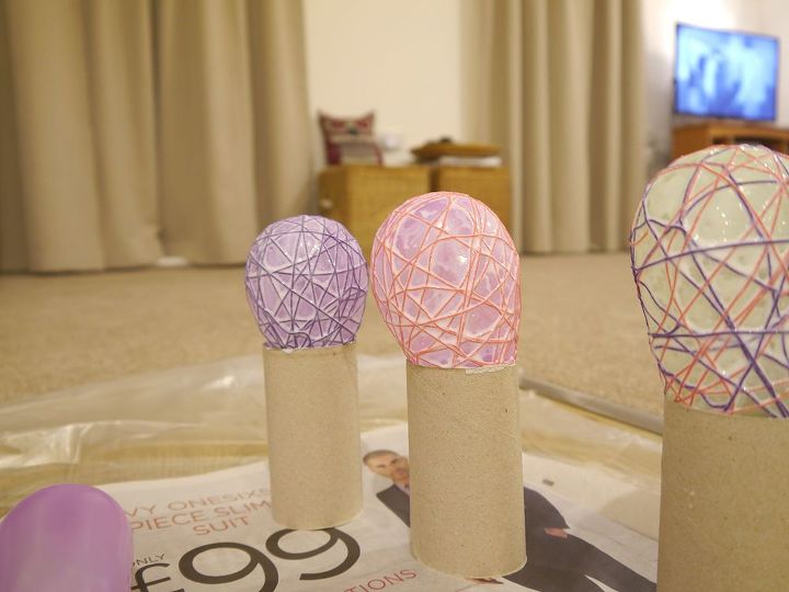 thread easter eggs, crafts, easter decorations, how to, repurposing upcycling, seasonal holiday decor
