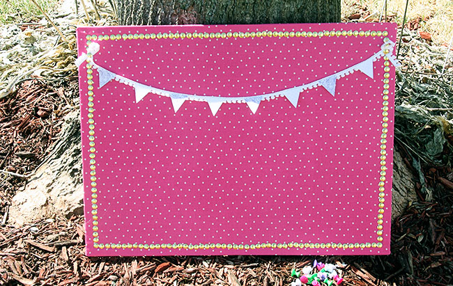 diy decorative fabric pin board with mini bunting, crafts, how to, reupholster, wall decor