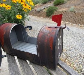 make a garden planter from a mailbox, container gardening, flowers, gardening, repurposing upcycling