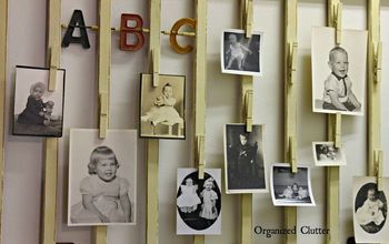 Fotos de bebê em família exibidas em um trilho de berço vintage