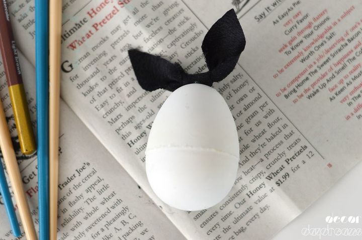 huevos de pascua con sharpie inspirados en la moda