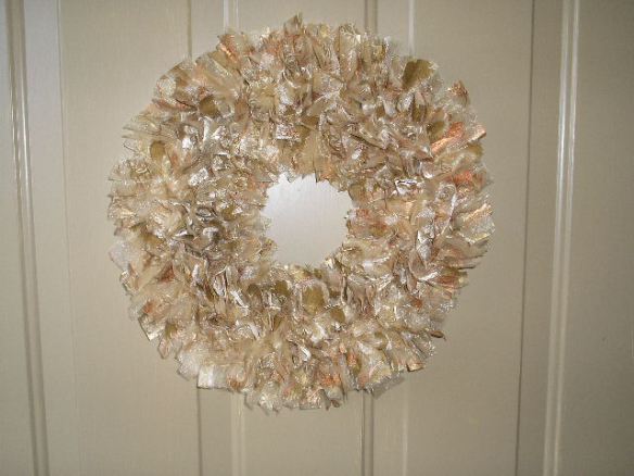 easy inexpensive wreath for all seasons, crafts, wreaths