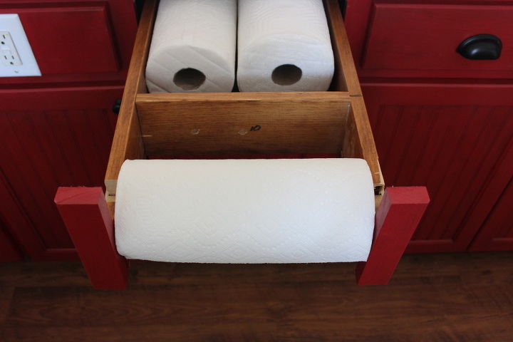 suporte de toalha de papel sob o balco