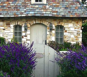 5 statement projects to help your house stand out in a good way, curb appeal, doors, flowers, gardening, paint colors, painting, Mydesignchic com via Pinterest