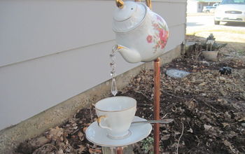 English Tea Pot, Tea Cup and Saucer Garden Stakes