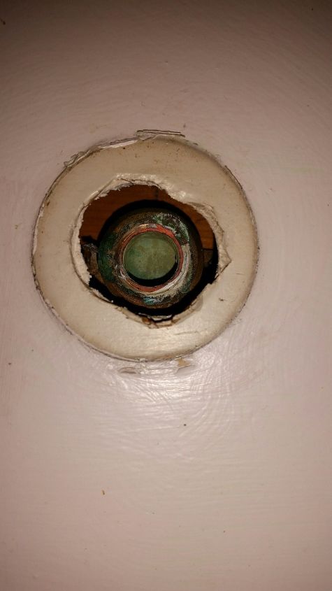 q shower pipe broke off i need remove old pipe out to put the new pipe, bathroom ideas, home maintenance repairs, plumbing