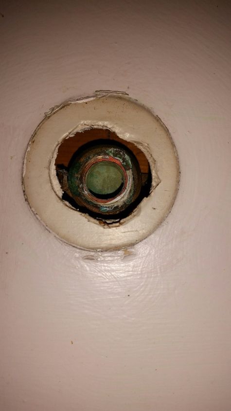 shower pipe broke off i need to remove old pipe out to put the new
