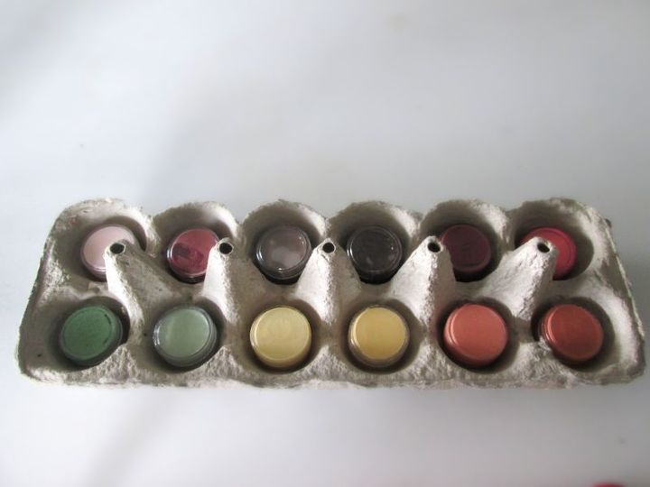 repurpose egg cartons into portable paint palettes, crafts, repurposing upcycling