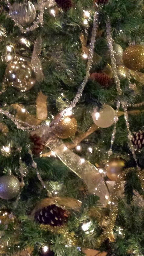 my silver and gold themed christmas tree, seasonal holiday decor, Close up photo shows details of the ribbon garland and ornaments