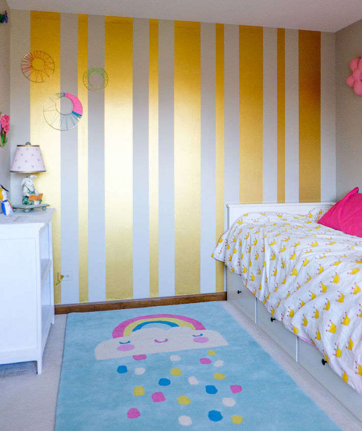 gold striped feature wall, bedroom ideas, how to, painting, wall decor