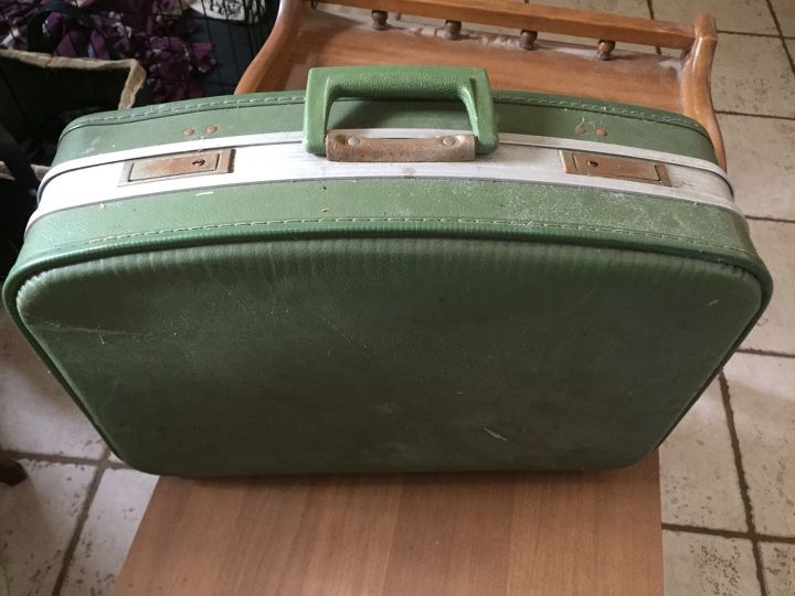 reforma de uma mala vintage funky