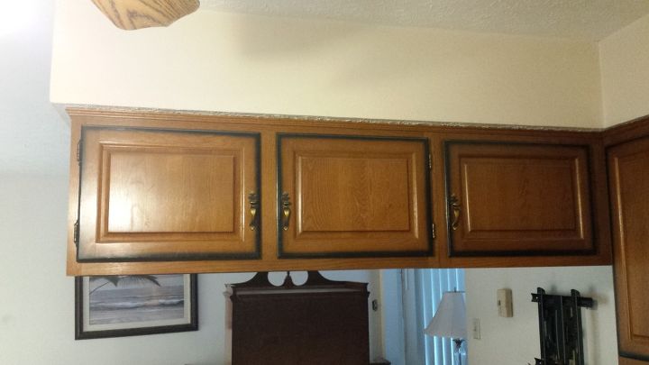 q update kitchen cabinets, home improvement, kitchen cabinets, kitchen design, painting, Would like to remove the black around the edge of kitchen cabinets