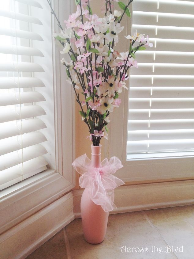 wine bottle vase ten minute easy spring craft, crafts, flowers, how to, repurposing upcycling
