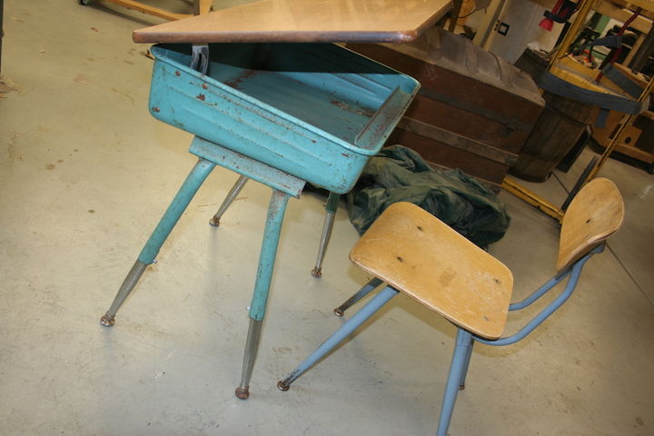 school desk make over how i taught an old desk a new trick, how to, painted furniture, repurposing upcycling, rustic furniture