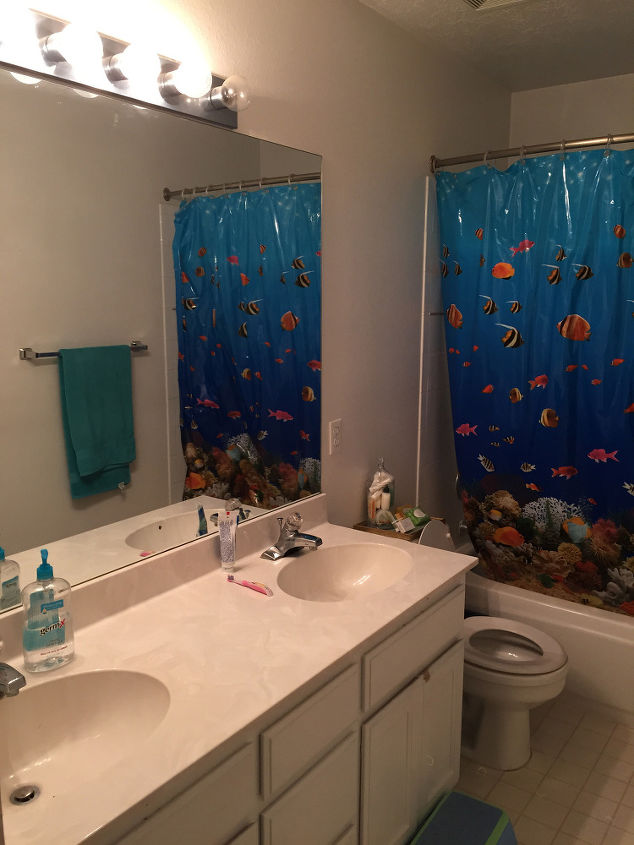 moldura de espelho de banheiro em azulejo sem argamassa