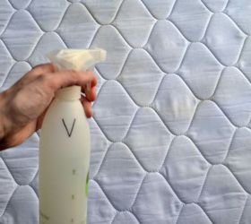 How to Remove Urine Stains From a Mattress