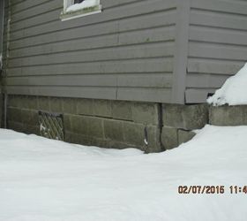 how to fix foundation on corner of house
