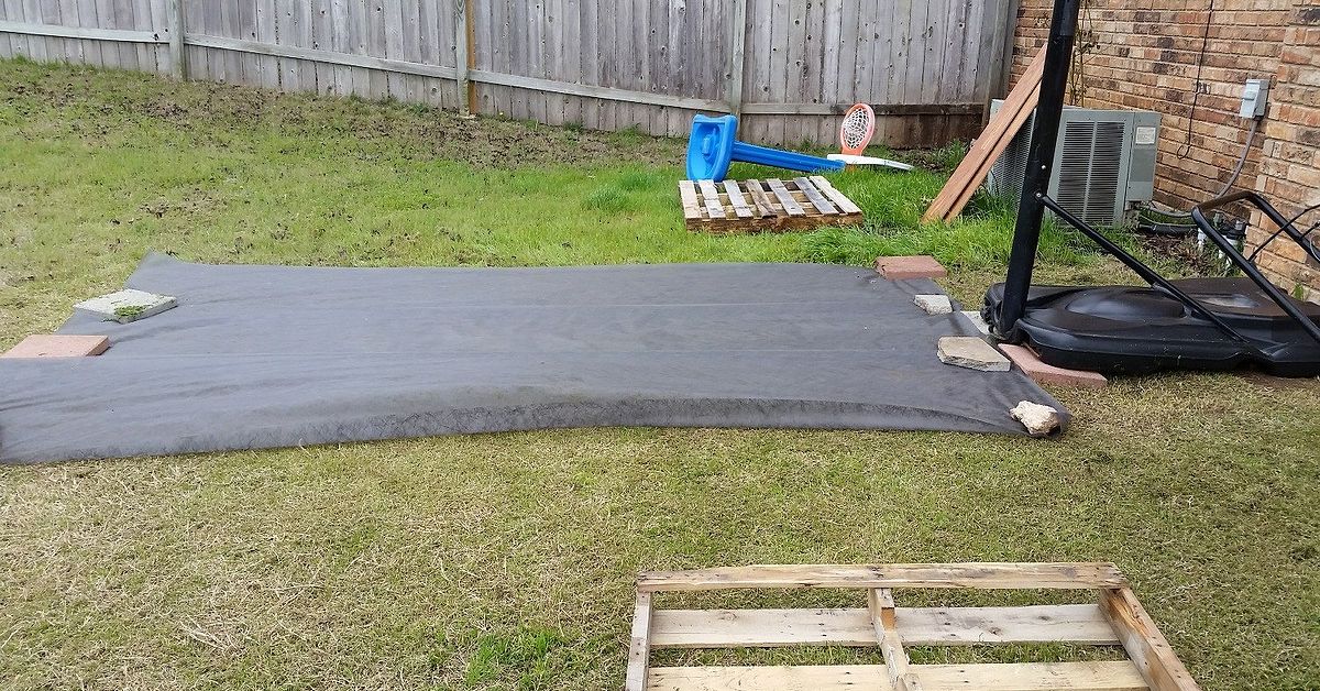 Diy Pallet Basketball Court Hometalk