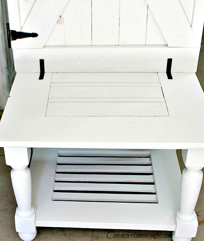 Farmhouse Hall Tree Repurposed From Coffee Table Hometalk Farmhouse Hall Tree Repurposed From Coffee Table Painted Furniture Repurposing Upcycling