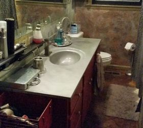 spray painted bathroom counter and sink