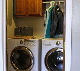 glam laundry room makeover for under 300, laundry rooms, storage ideas, wall decor, The unfortunate before