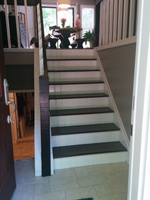 split foyer staircase gets a makeover