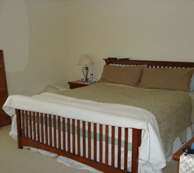 master bedroom facelift, bedroom ideas, lighting, pallet, repurposing upcycling, wall decor, BEFORE