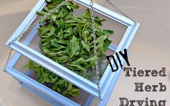 Turn Old Picture Frames Into an Herb Drying Rack