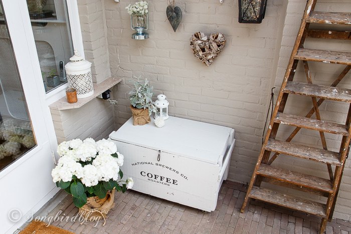 upcycled old crate to outdoor decor, outdoor living, painted furniture, porches, repurposing upcycling
