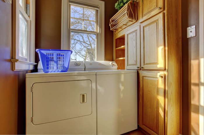 how to use the dryer to avoid a fire, home decor, home maintenance repairs, laundry rooms