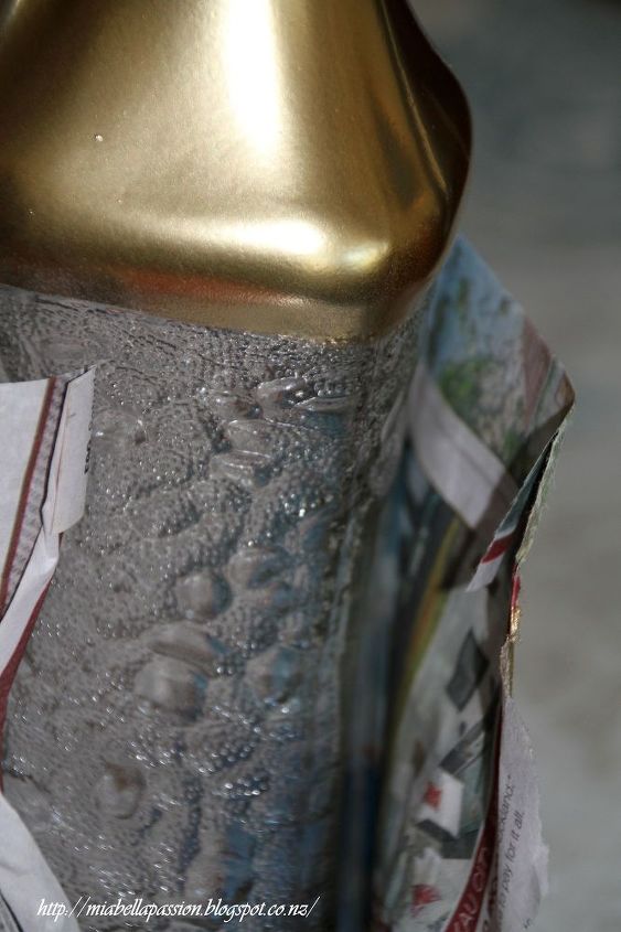 botella reutilizada pintmosla de oro