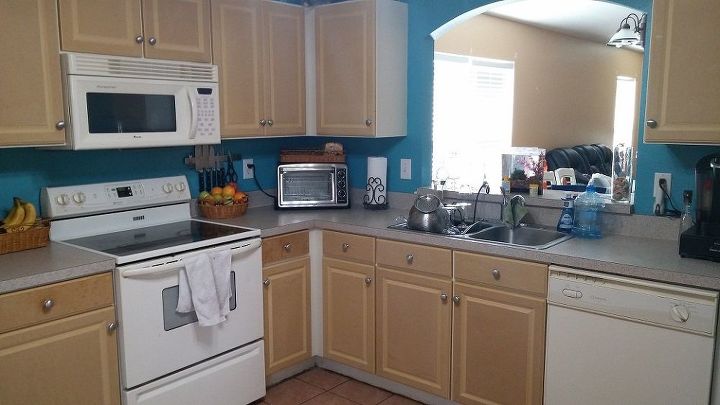 q how to paint kitchen cabinets after paint peeled off, kitchen cabinets, kitchen design, painting