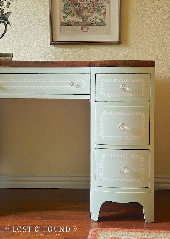 vanity makeover with fusion mineral paint, painted furniture, repurposing upcycling