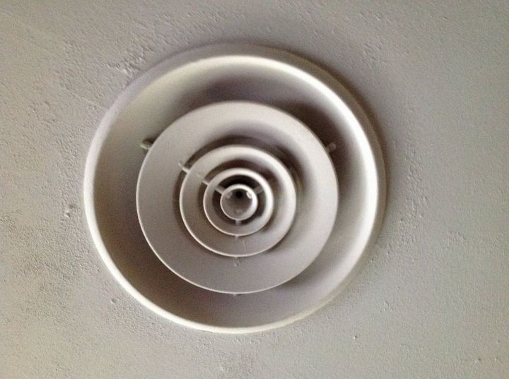 q how to hide air return on ceiling, hvac, living room ideas, Air return in the middle of the living room ceiling