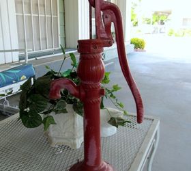 vintage water pump idea in the garden