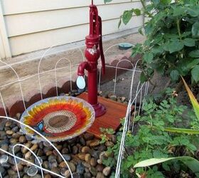 Vintage Water Pump Idea in the Garden
