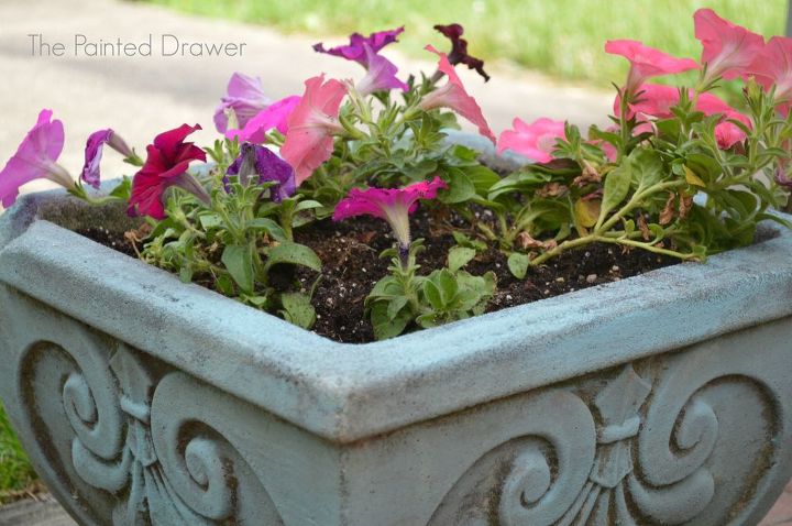 updating and painting old concrete planters, chalk paint, concrete masonry, container gardening, gardening