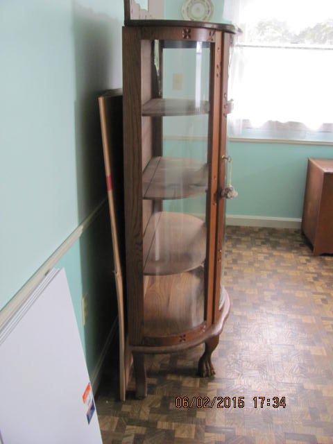 identify age or maker of this china cabinet