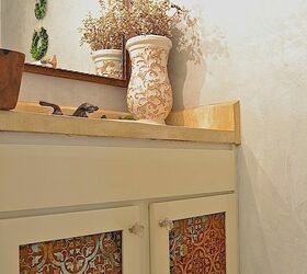 rustic decor touches in small powder room, bathroom ideas, home decor, rustic furniture