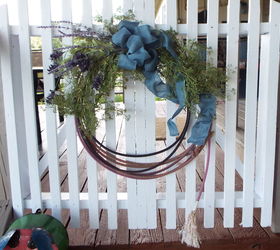 using a rope make a wreath, crafts, flowers, repurposing upcycling, wreaths