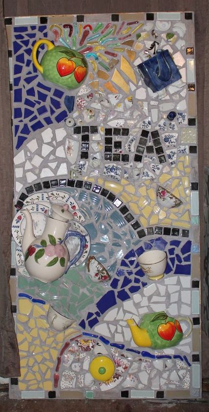 garden wall mosaic, gardening, outdoor living, repurposing upcycling