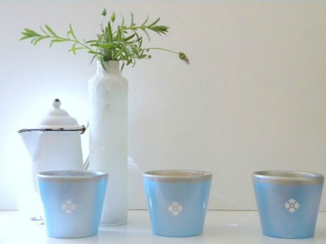 here are 10 gorgeous designer tricks for your dollar store pots, Photo via Carolyn Homework