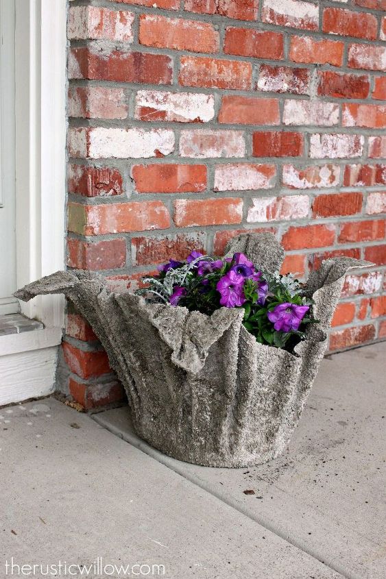 easy diy concrete planter, concrete masonry, container gardening, flowers, gardening