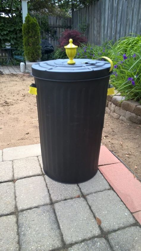 lata de lixo reciclada