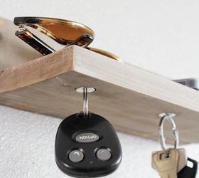 barn wood magnetic key holder, organizing, woodworking projects