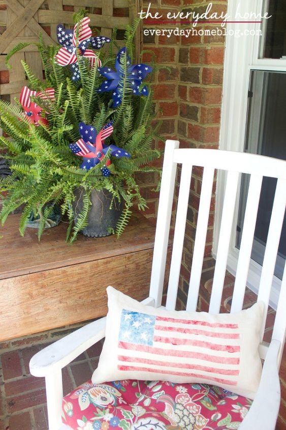 diy flag design outdoor pillow, crafts, how to, outdoor living, patriotic decor ideas, seasonal holiday decor, reupholster