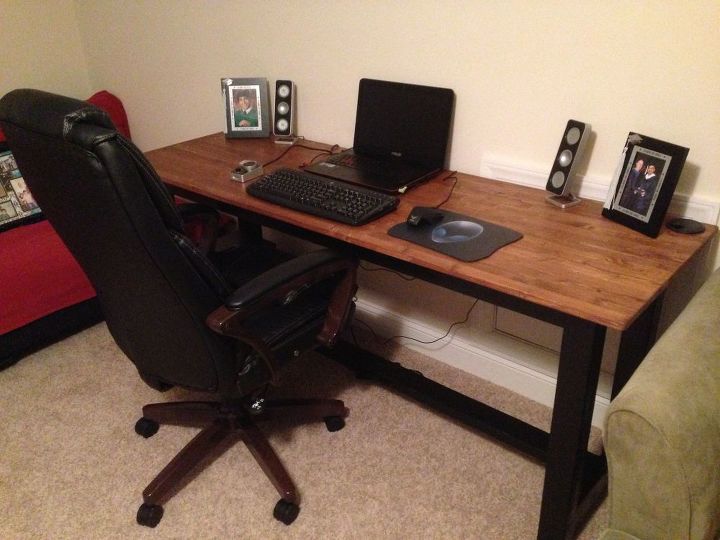 diy computer desk, diy, how to, painted furniture, woodworking projects, Final product and it has plenty of Room