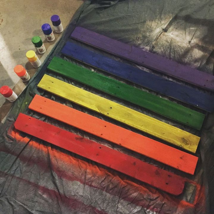 diy rainbow pallet flag